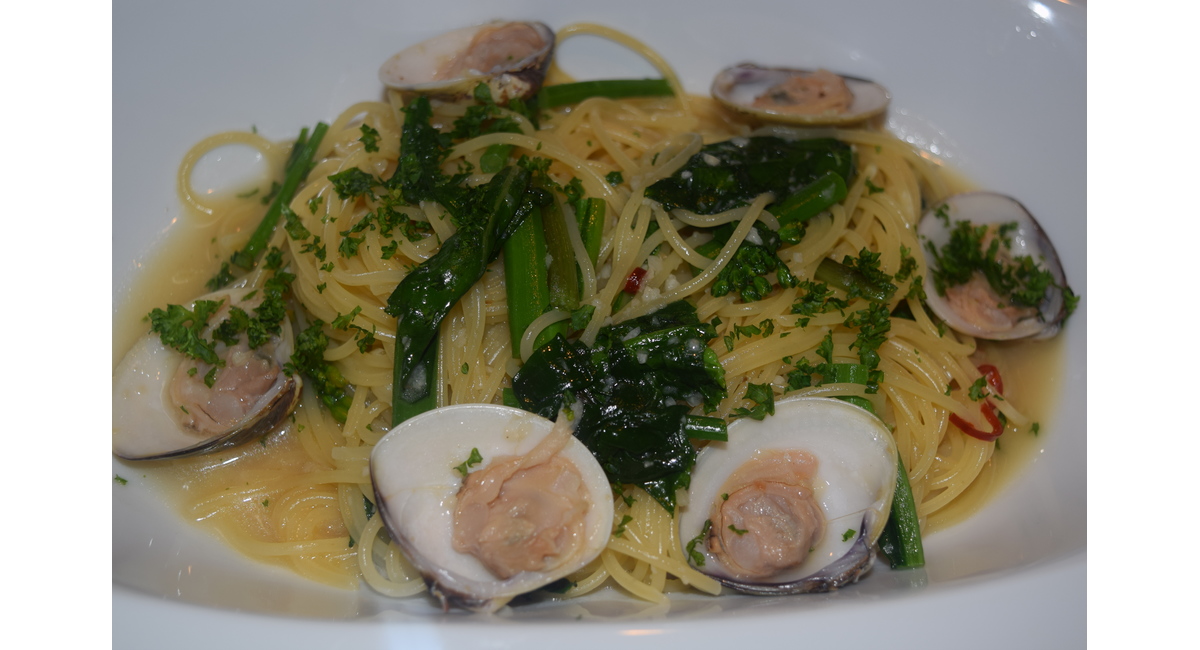 蛤と春野菜のペペロンチーノ