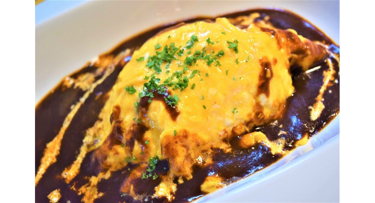 ランチメニュー1番人気！とろ〜りチーズのオムバーグ