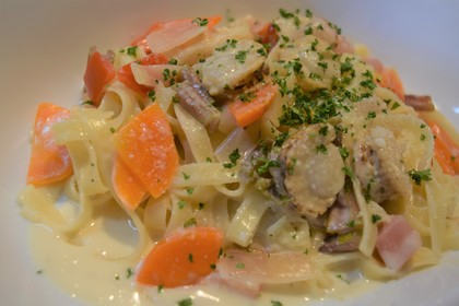 レモンクリームのソースがさっぱりとした夏の味わい、、、