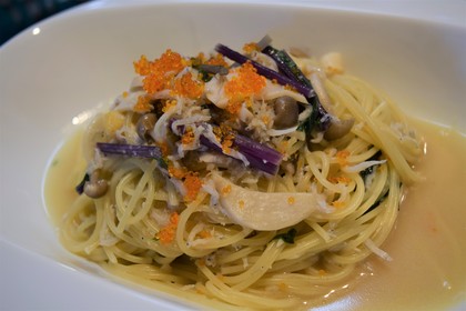 しらすと小柱のペペロンチーノ