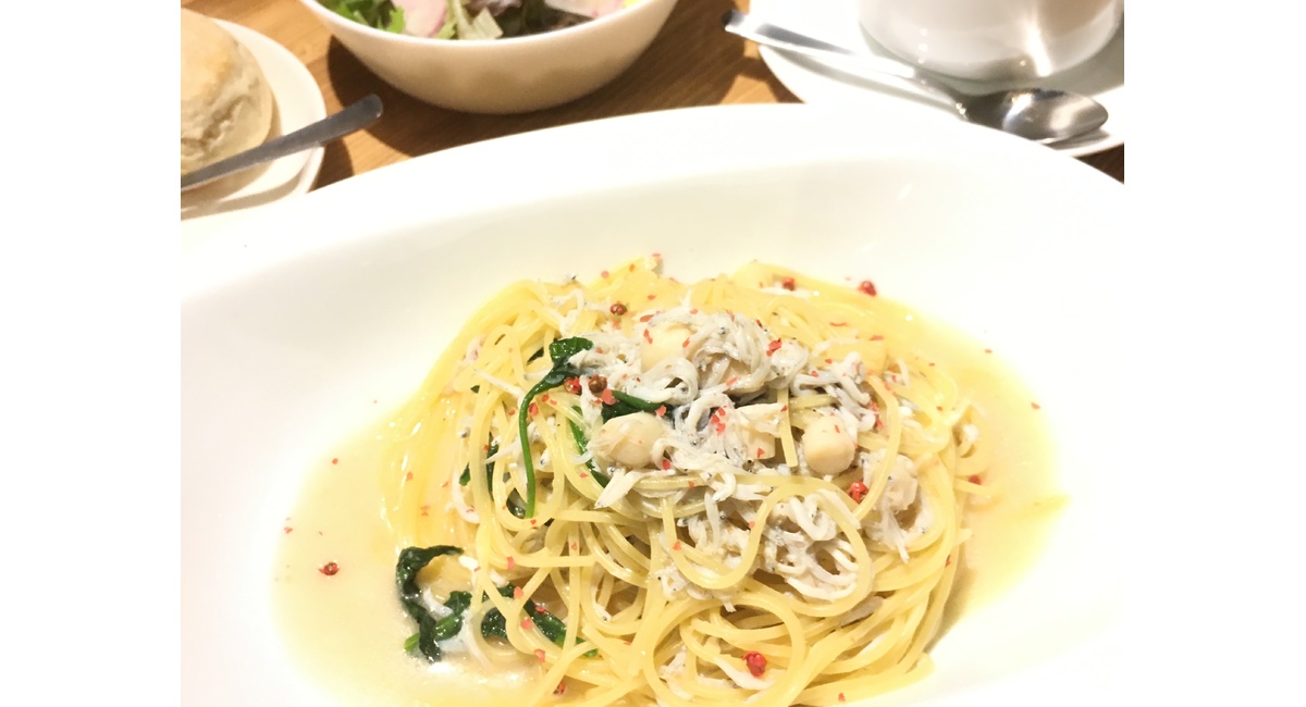 ランチパスタメニュー しらすと小柱のペペロンチーノ