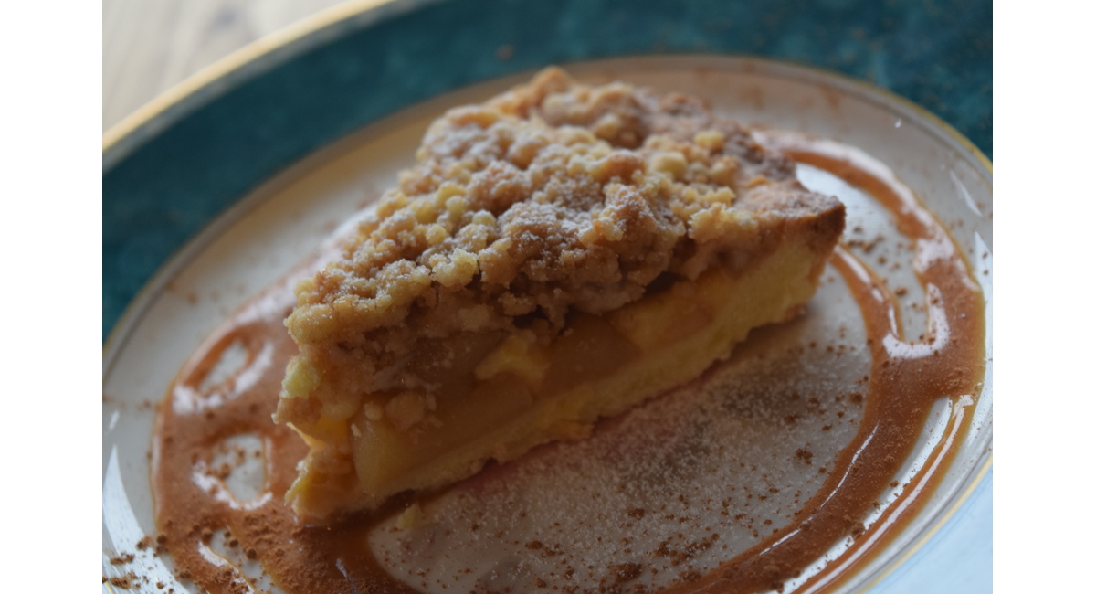 人気ナンバーワンのアップルシナモンタルト♪