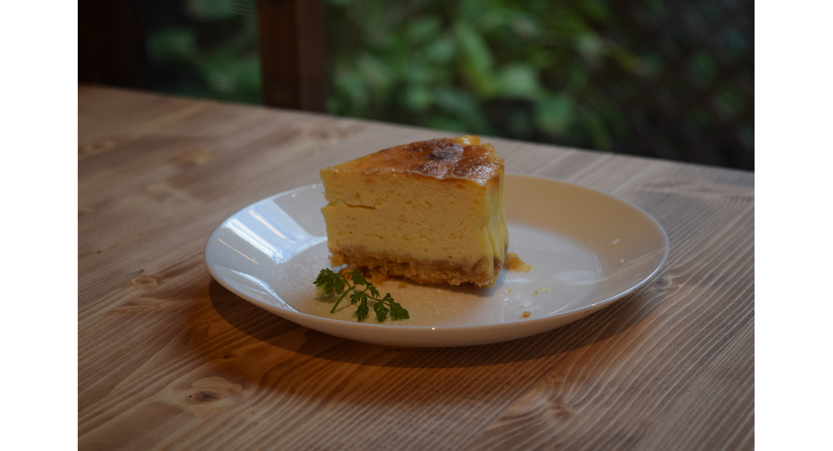 かわいらしい手作りのケーキ