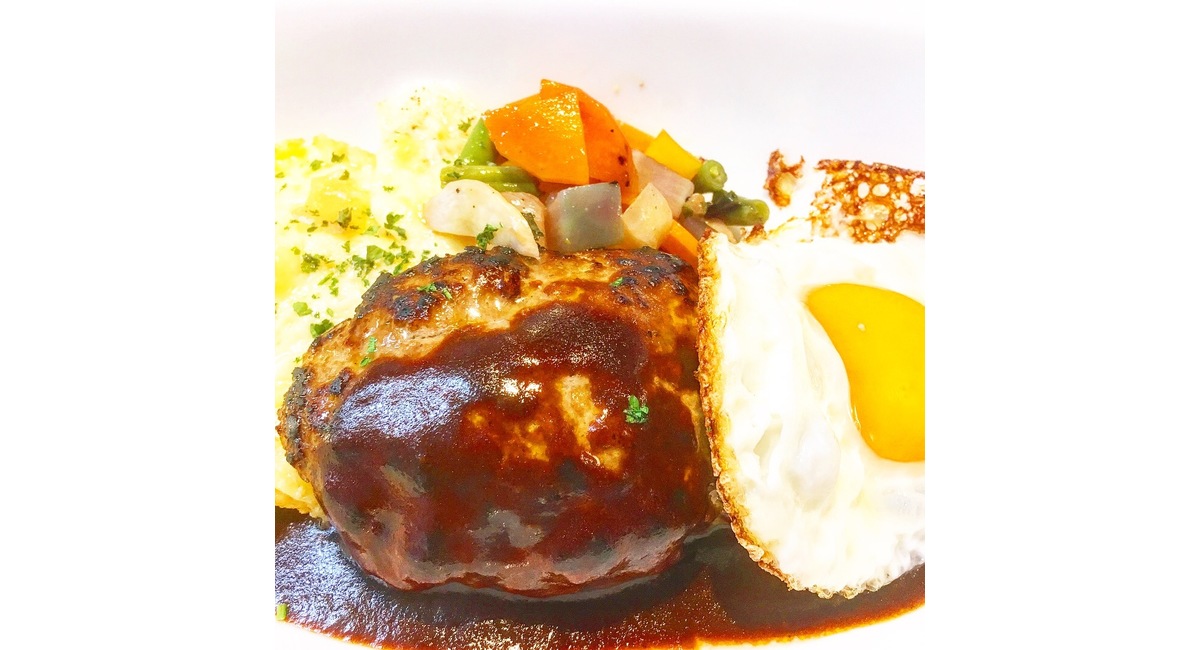 デミグラスハンバーグプレート