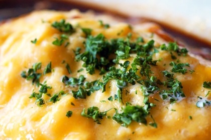 とろ〜りチーズのオムバーグ