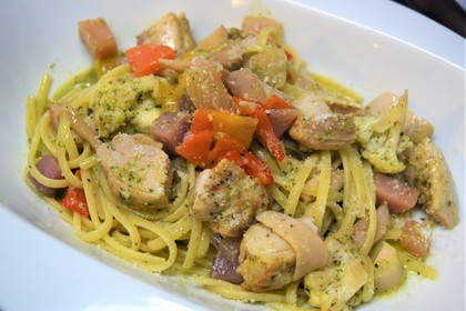 チキンと鎌倉野菜のジェノバソース
